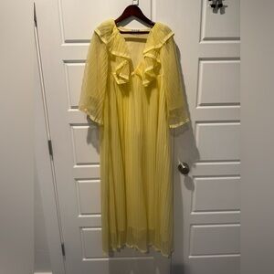 Vintage 70s Butter Yellow Pleated Midi 3/4 Bell Sleeve Chiffon Dress Women 10/12